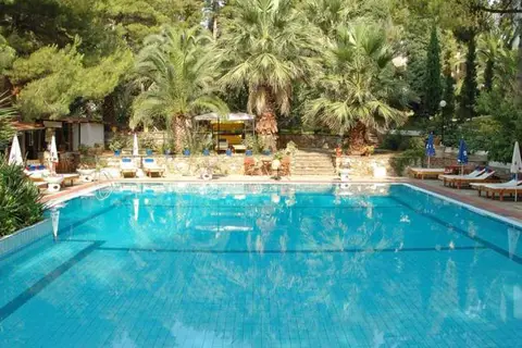 Porfi Beach Hotel in Νικήτη — foto 3