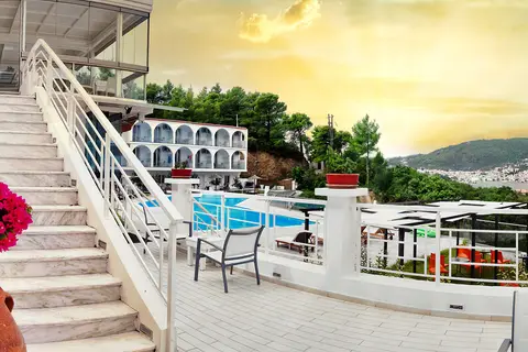 Hotel Punta in Καλύβια — foto 6