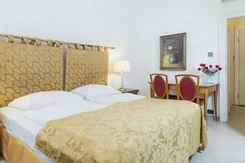 Residence Bologna in Praag — foto 22