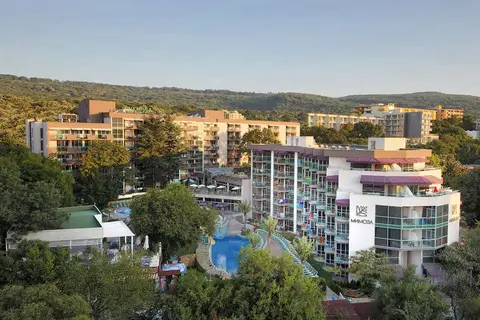 SH Dolce Mare in СПА център Ривиера Бийч — foto 24