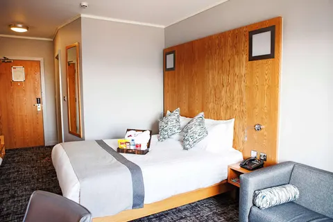 Hotel Ramada by Wyndham Belfast City Centre in Belfast — foto 2