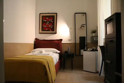 H22 Hotel in Napels, foto 2