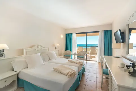 Iberostar Waves Playa Gaviotas in Las Gaviotas — foto 3