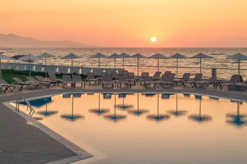 Themis Beach in Gouves Municipal Unit — foto 34