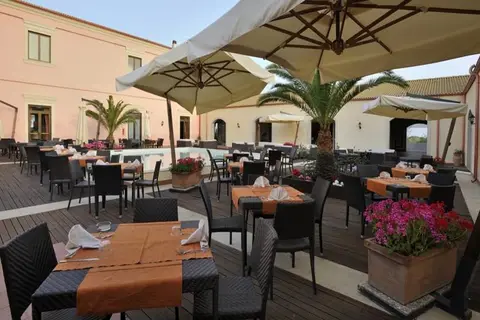 Sikania Eco Resort in Butera — foto 4