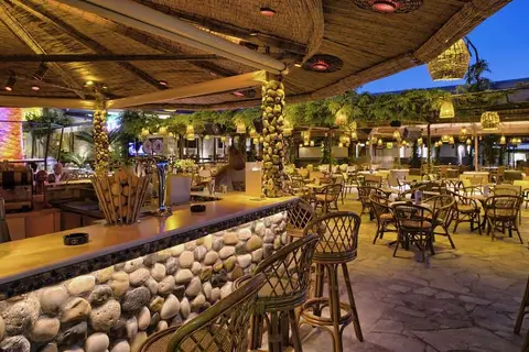 Molfetta Beach Hotel in Γουβιά — foto 8