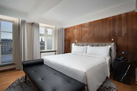 Iceland Parliament Hotel Curio Collection by in Reykjavik — foto 2