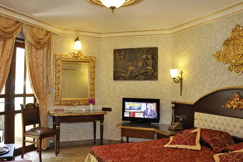 Yetkin Club Hotel in Alaşehir — foto 15