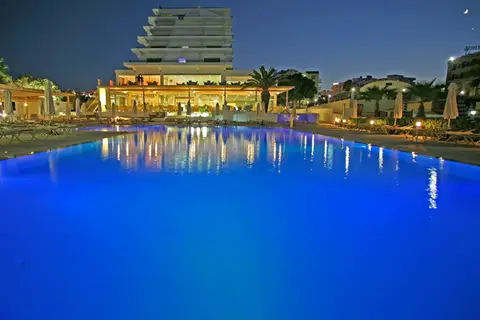 Vrissiana Beach Hotel in Παραλίμνι — foto 5