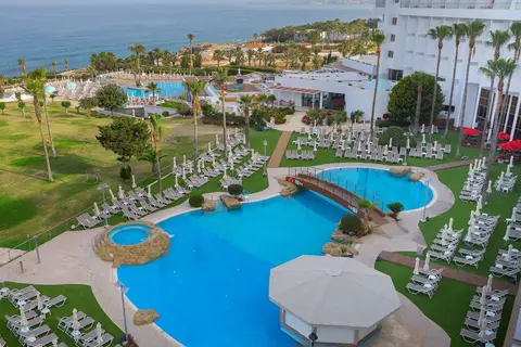 Leonardo Laura Beach & Splash Resort in Paphos — foto 24
