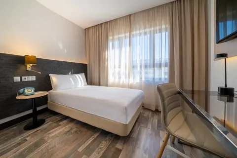Hotel Cádiz Paseo del Mar Affiliated by Meliá in Málaga — foto 3