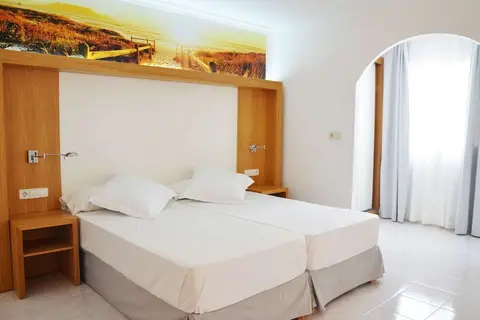 Vibra Monterrey in Sant Josep de sa Talaia — foto 7