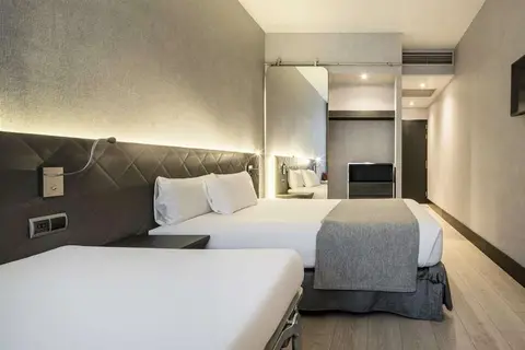 Hotel ILUNION Bel Art in Barcelona — foto 4