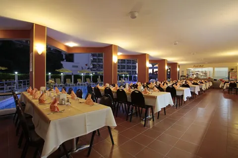 Palm Hotel in Kuşadası — foto 7