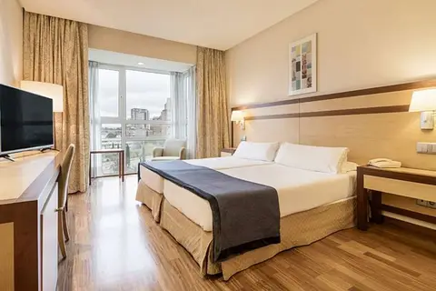 Hotel Ilunion Pio XII in Madrid — foto 4