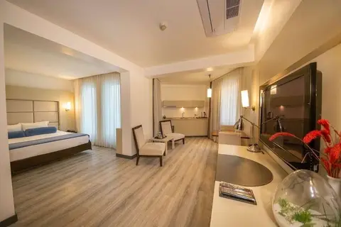 My Hotel Izmir in Konak — foto 19
