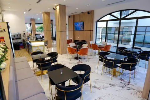 Chimaera Hotel in Durrës — foto 28