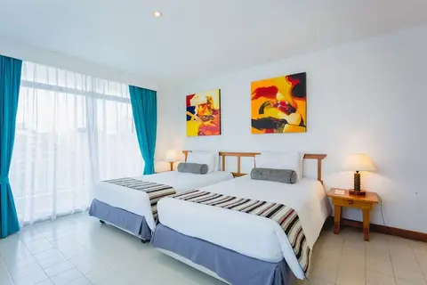 Waterfront Suites Phuket by Centara in ตำบลกะรน — foto 15