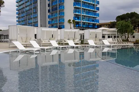 BG Tonga Tower Design Hotel & Suites in Santa Margalida — foto 7