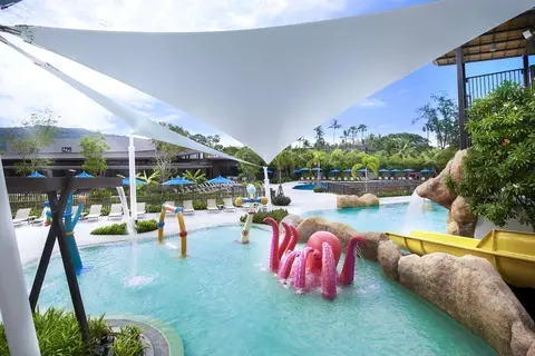 OZO Phuket in ตำบลกะรน — foto 25