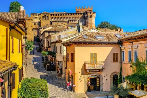 Ontdek de Adriatische kust en Le Marche vanuit Gabicce Mare foto 8