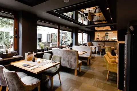 Hotel Restaurant Weinhaus Berg foto 2