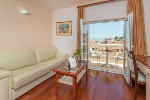 Palace Trogir in Trogir — foto 30
