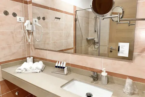 Bel Ami Suita Hotel in Vlora — foto 29