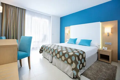 Universal Hotel Marqués in ses Salines — foto 3