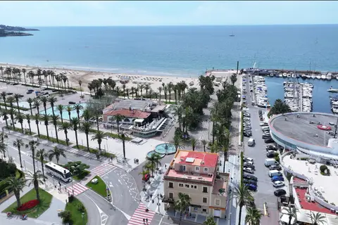 Planas in Salou — foto 3