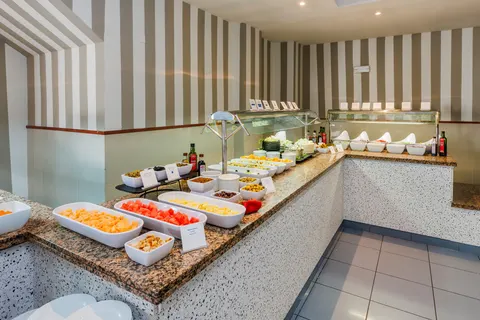 Fly & Go Colombo Hotel in S'Illot — foto 17