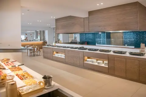 Horizon Beach Hotel in Δημοτική Ενότητα Μαλίων — foto 5