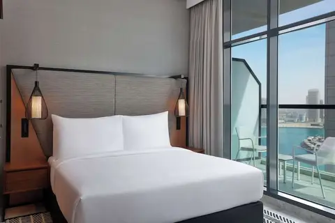 The First Collection Waterfront A Tribute Por in Dubai — foto 8