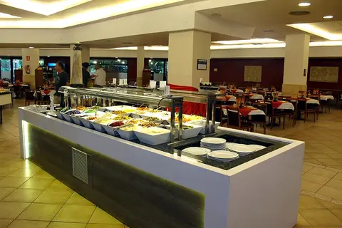 Ohtels Vila Romana in Salou — foto 15