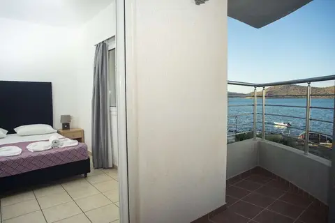 Alikes Suites & Studios in Δημοτική Ενότητα Αγίου Νικολάου — foto 4