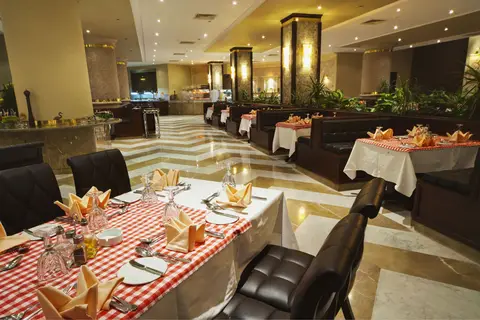AMC Royal Hotel & Spa in Hurghada — foto 19