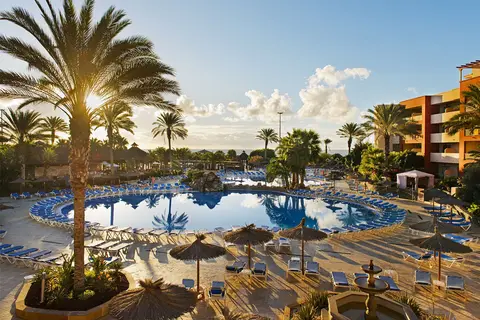 Elba Carlota Beach & Golf Resort in Antigua