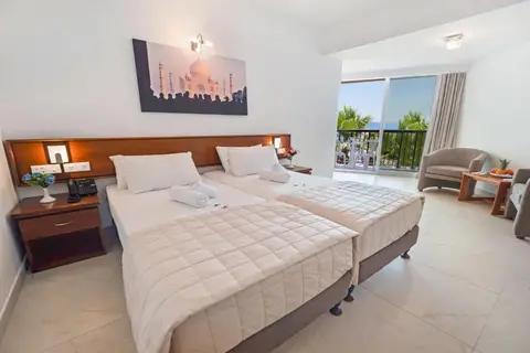Avlida in Paphos — foto 18