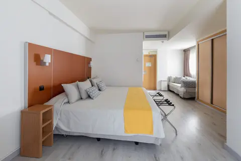 Hotel Oasis Plaza in Benidorm — foto 25