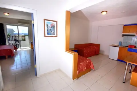 Evripides Village in Καρδάμαινα — foto 13