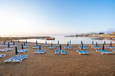 The Golden Coast Beach Hotel in Παραλίμνι — foto 6
