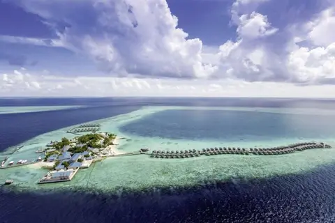 Centara Ras Fushi Resort & Spa Maldives in Centara Ras Fushi Resort & Spa — foto 14