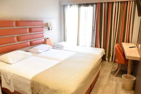 Jason Inn in Athene — foto 30