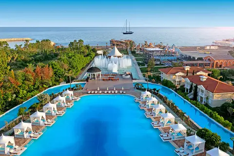 Mardan Palace in Aksu — foto 17