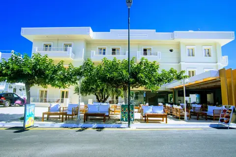 Pela Sofia in Δημοτική Ενότητα Μαλίων — foto 8