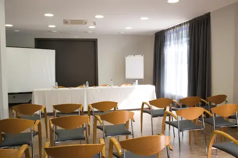 Partner Cisneros in Alcalá de Henares — foto 12