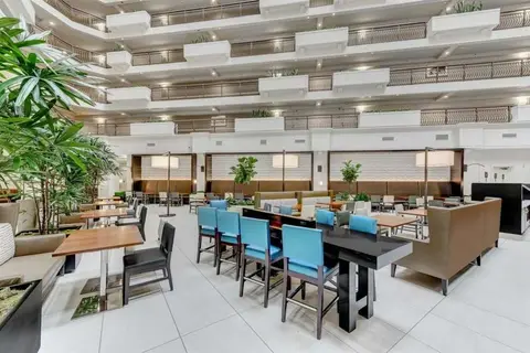 Embassy Suites by Hilton Anaheim Orange in Orange — foto 7