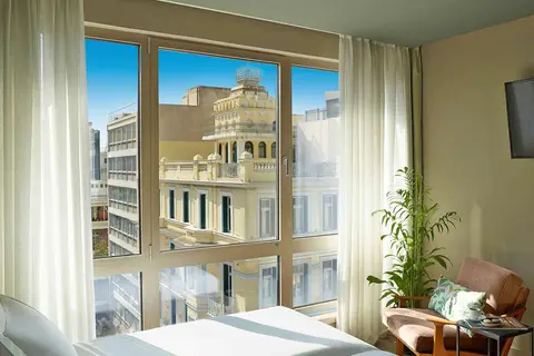 Brown Kubic in Athene — foto 11