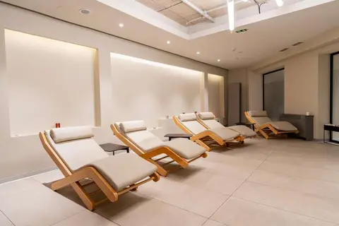 Hotel Mona Plaza in Belgrado — foto 12