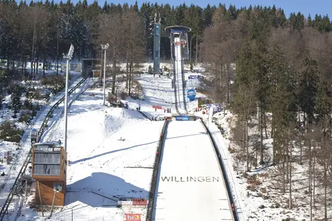 Kurhotel Hochsaureland 2010 in Willingen (Upland) — foto 3